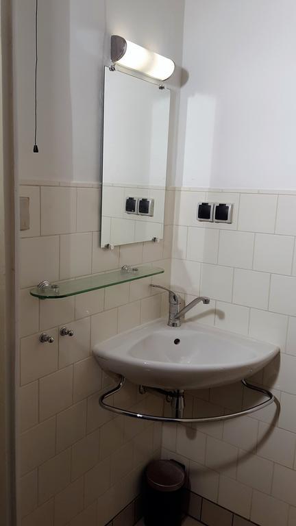City Lodge Stay A While 즈볼레 외부 사진