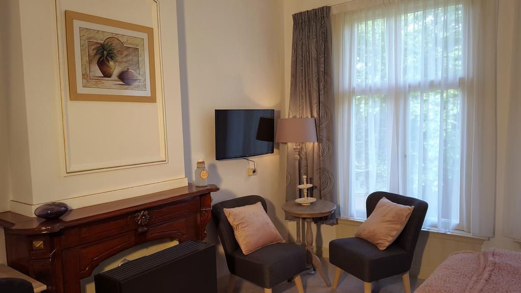 City Lodge Stay A While 즈볼레 외부 사진